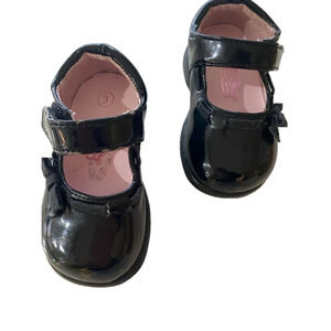 Girls teeny toes patent black leather like Mary Jane Shoes Size 3 Black